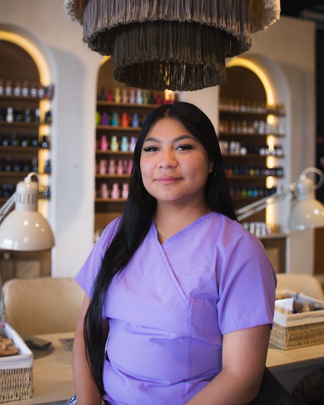 Ana, manicurista de Secret Nail Spa
